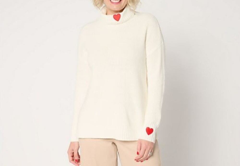 Belle Kim Gravel Large Cream Heart Shaker Knit Turtleneck Sweater A676922 NWOT
